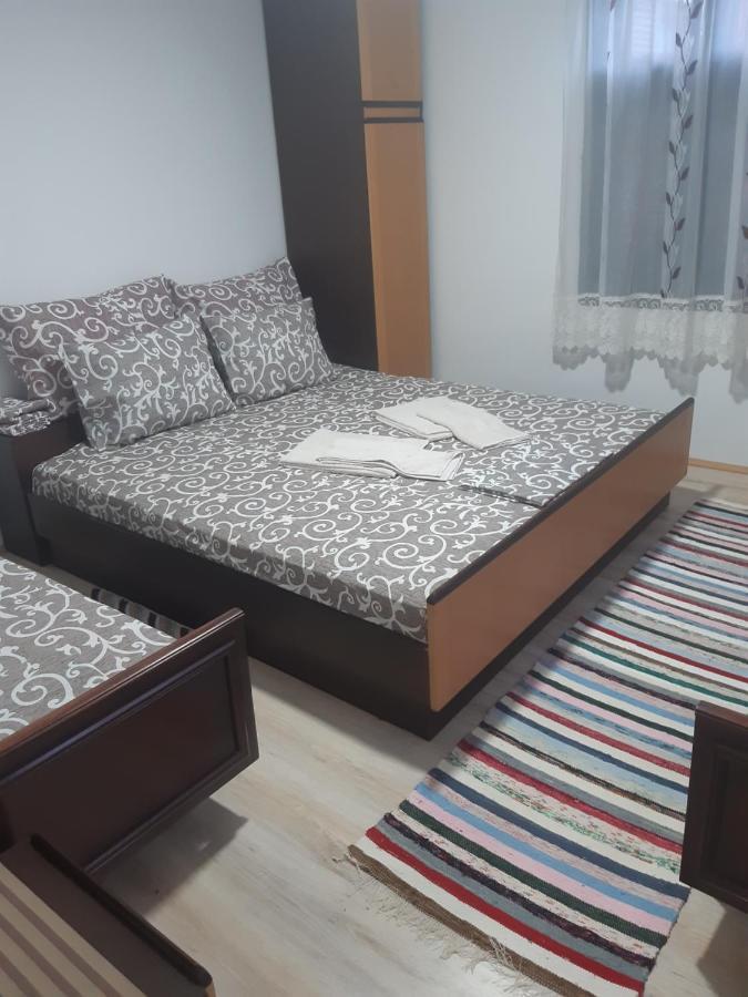 Ferienwohnung Seosko Turisticko Domacinstvo Stojkovic Aleksinac Exterior foto